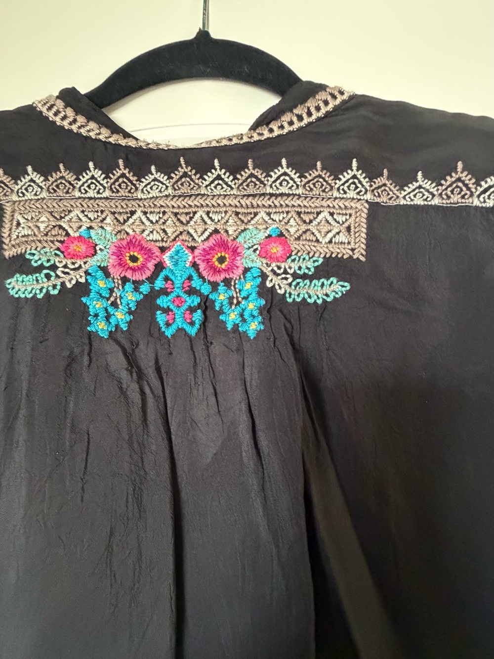 Johnny Was Black Embroidered Floral Peasant Blouse - Picture 6 of 6